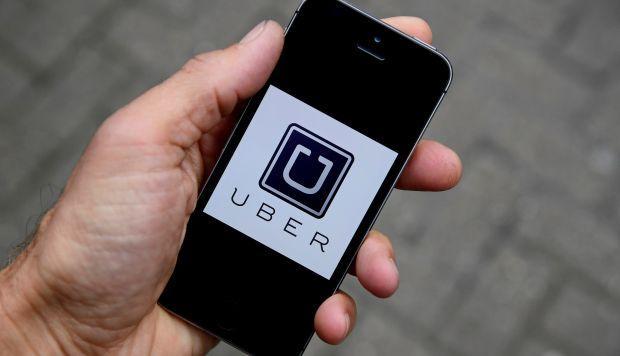 Uber añade opción para dar propinas a conductores