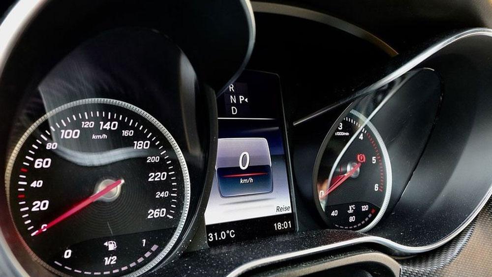 Cómo saber si el kilometraje de los autos ha sido manipulado